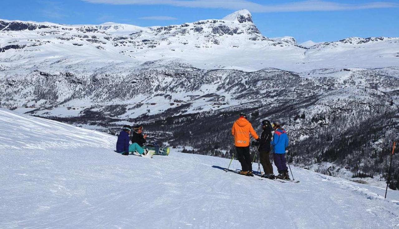 Leilighet Beitostolen Sentrum, Terrasse Og Innendors Parkering 外观 照片